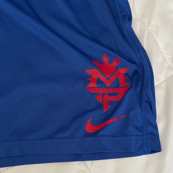 Nike Men's Athletic Shorts in Blue and Red - Picture 1 of 3